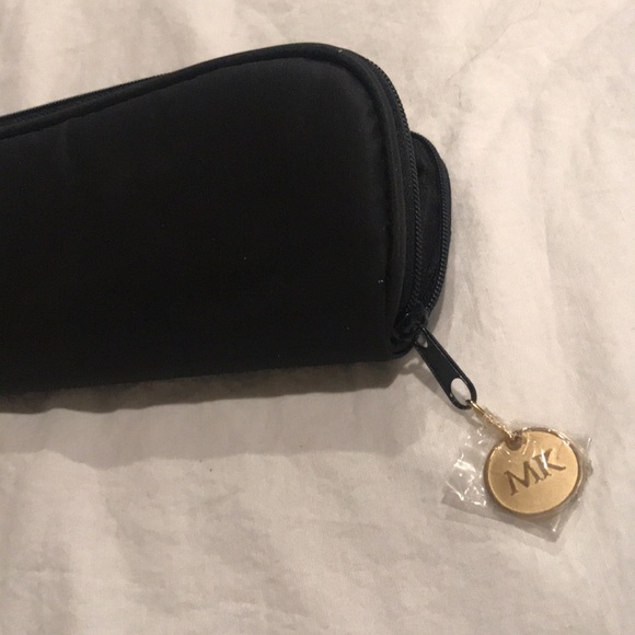 Mary Kay Professional Makeup Brush Trio Black Gold - Picture 4 of 8